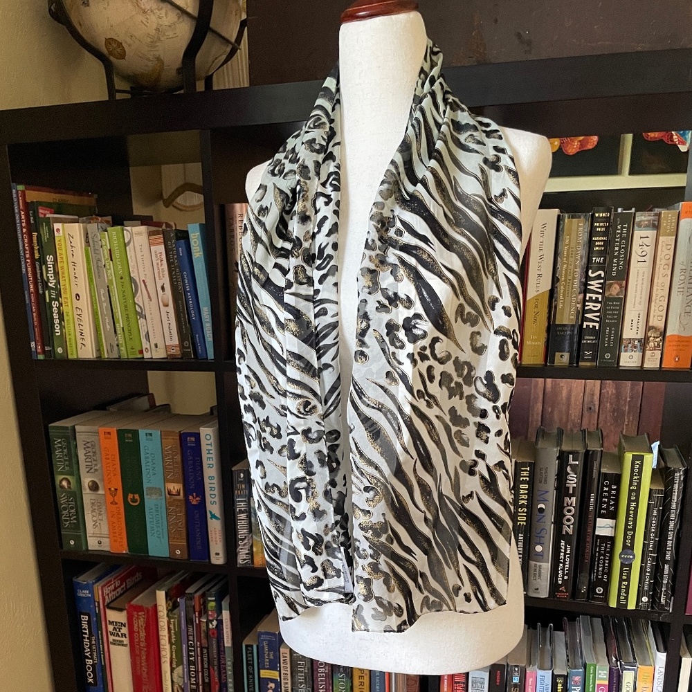 vintage scarf - Picture 3 of 8